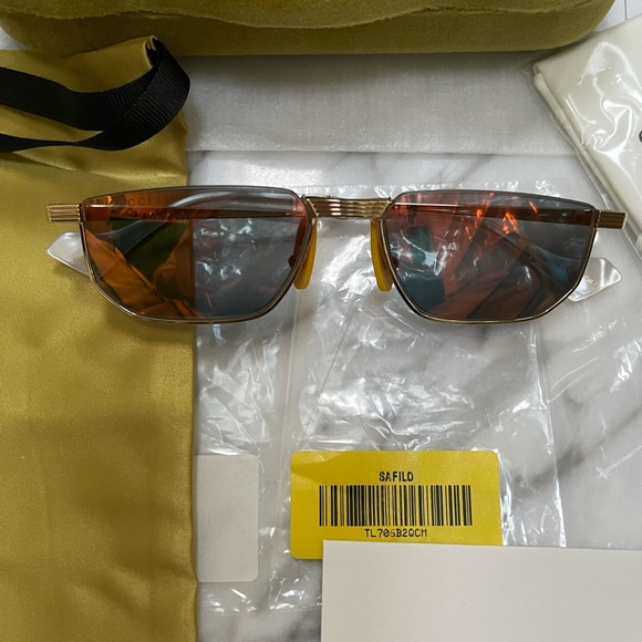 GUCCI UNISEX ORANGE MIRROR , SAME STYLE WORE TO THE GRAMMYS ON BILLIE EILISH - Picture 13 of 16